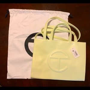 Medium Telfar Shopping Bag Color: Glue Dust Bag included!!!